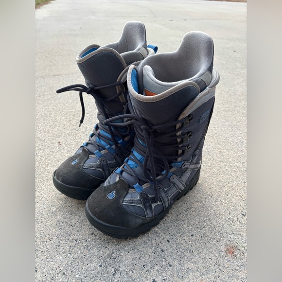 Burton Moto Boa Snowboard Boots - Picture 1 of 6
